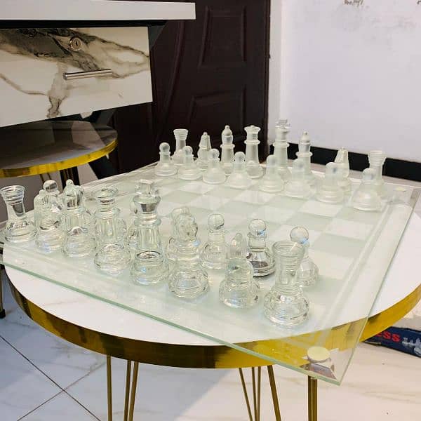 GLASS CHESS 3