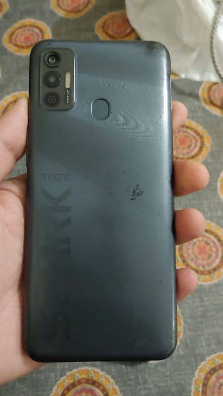 Tecno spark 7 4