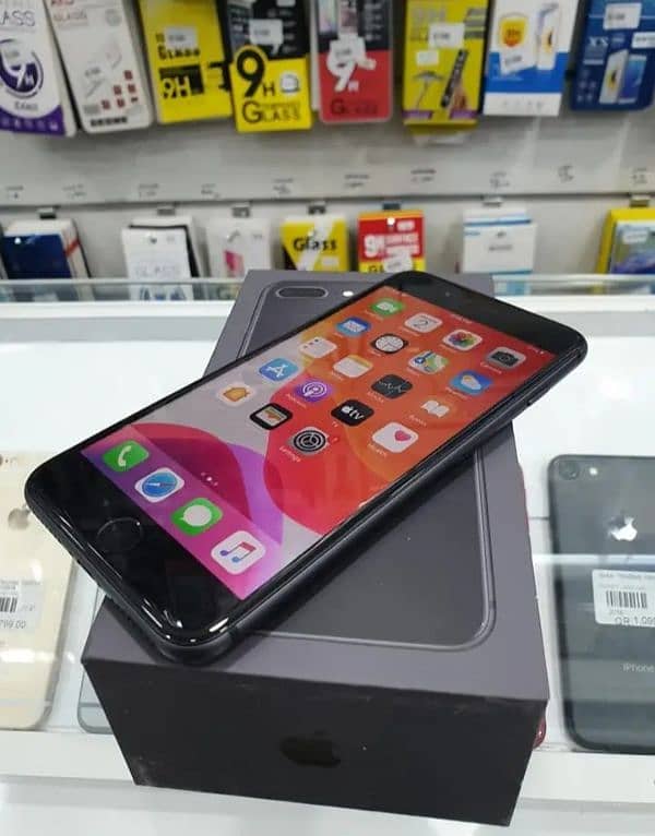 Apple iphone 8 plus PTA approved 03193220625 WhatsApp 1