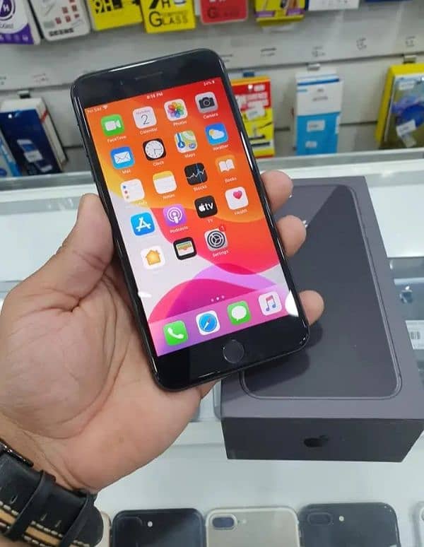 Apple iphone 8 plus PTA approved 03193220625 WhatsApp 3