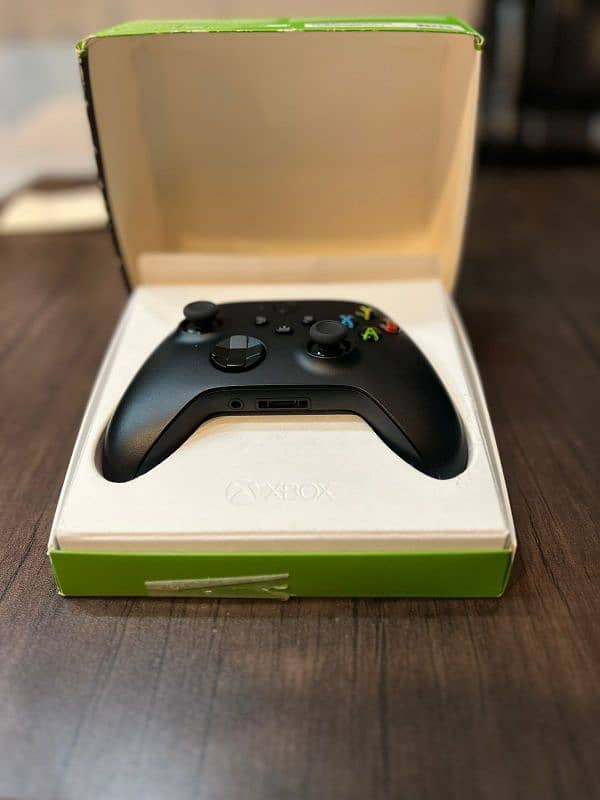 Xbox series x controller 4