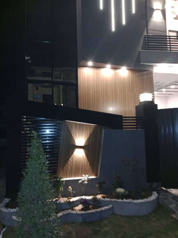 5 Marla Brand New House in Topaz Block Is Available For Sale Nearby Main Boulevard and Park in Park View City Lahore 49