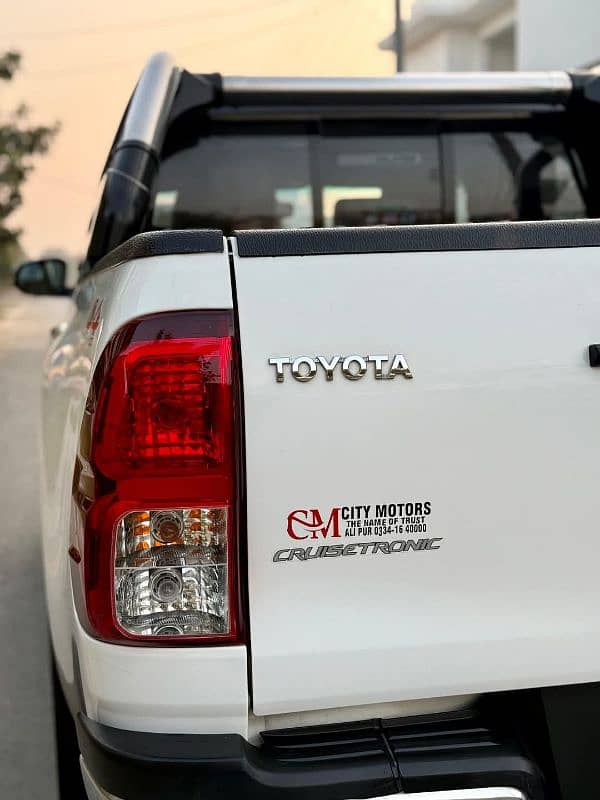 Toyota Hilux 2019 12