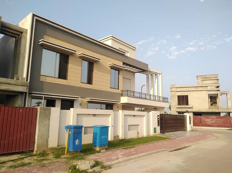 BRAND NEW HOUSE 15 MARLA AVAILABLE FOR SALE IN BAHRIA ORCHARD 0