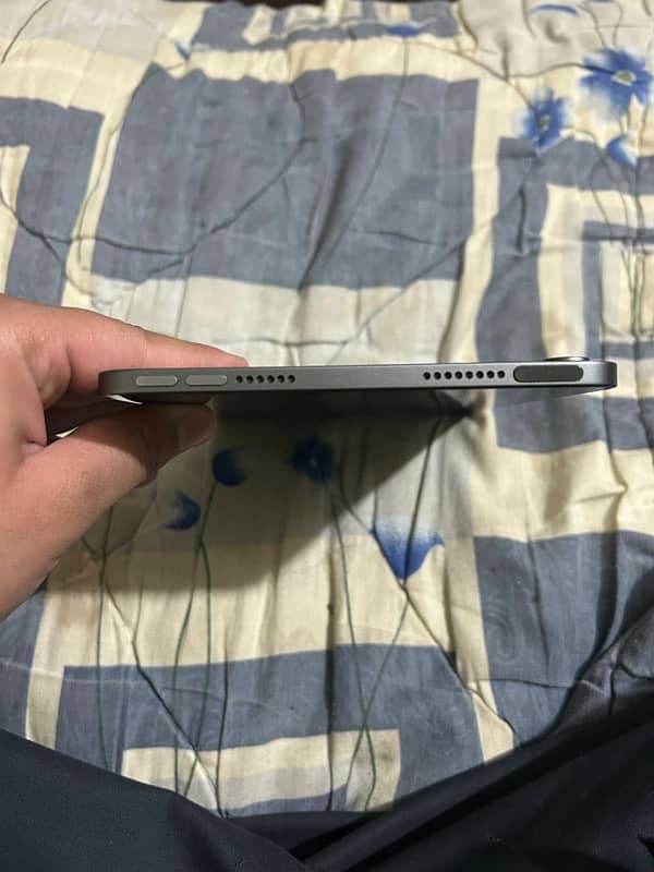 iPad Mini 6 - 64 GB Grey Colour 5