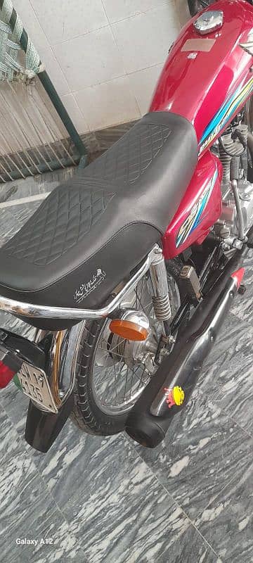 Honda CG125 6