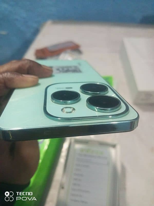 Infinix hot 40 Pro 3