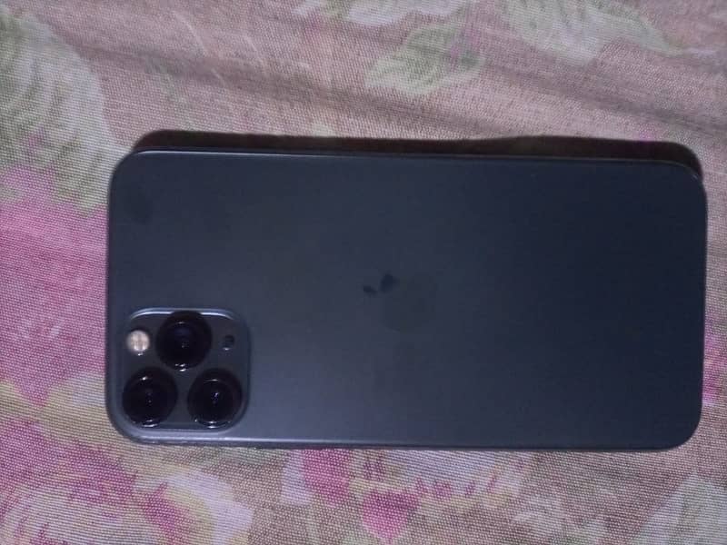 i phone 11 pro 1