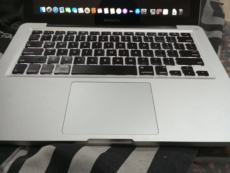 MacBook pro mid 2012 look like nee 2