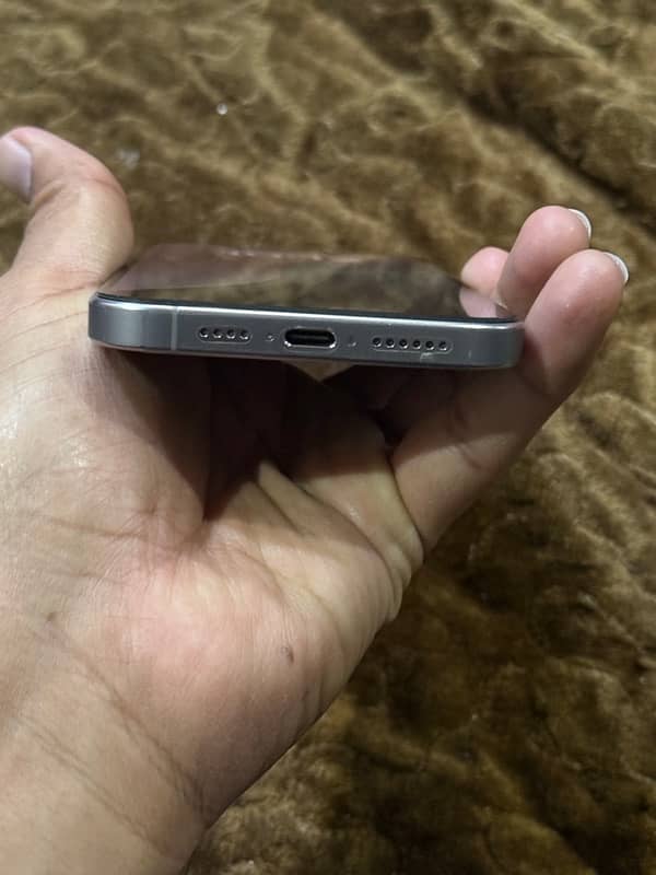 IPHONE 15 pro max 256 HK model 6