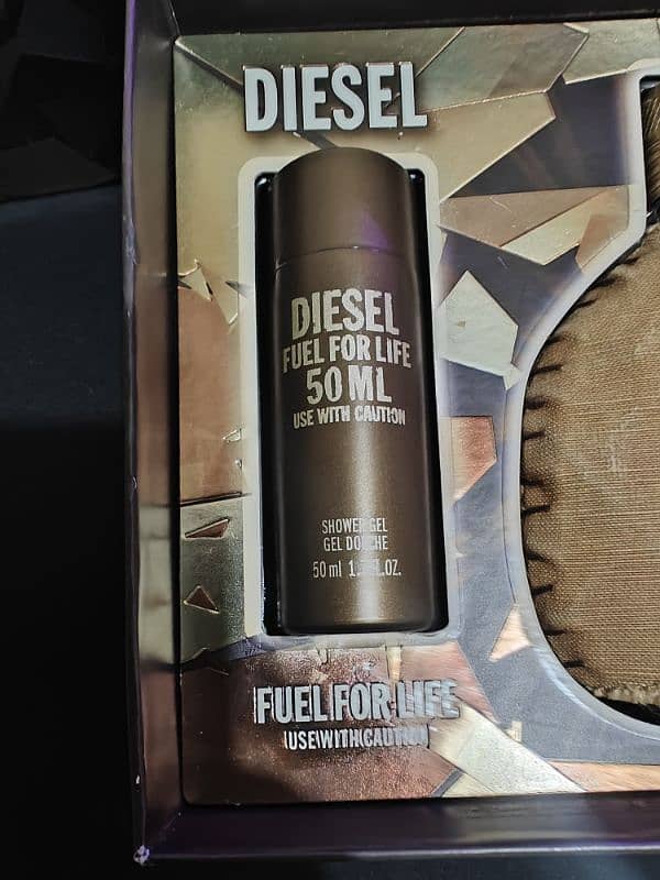 Diesel Fuel for life Perfume 3