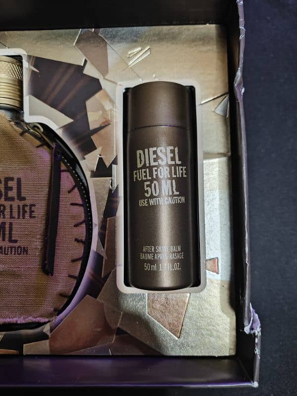 Diesel Fuel for life Perfume 4