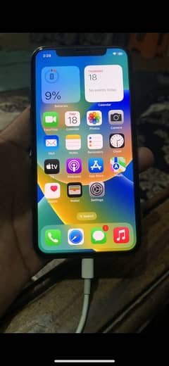 i phone x PTA aproved ful achi condition ma ha or 64 gb ha