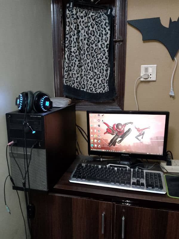 selling whole gaming setup 2