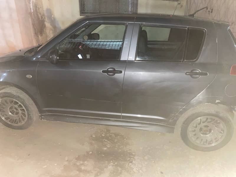 Suzuki Swift 2011 5