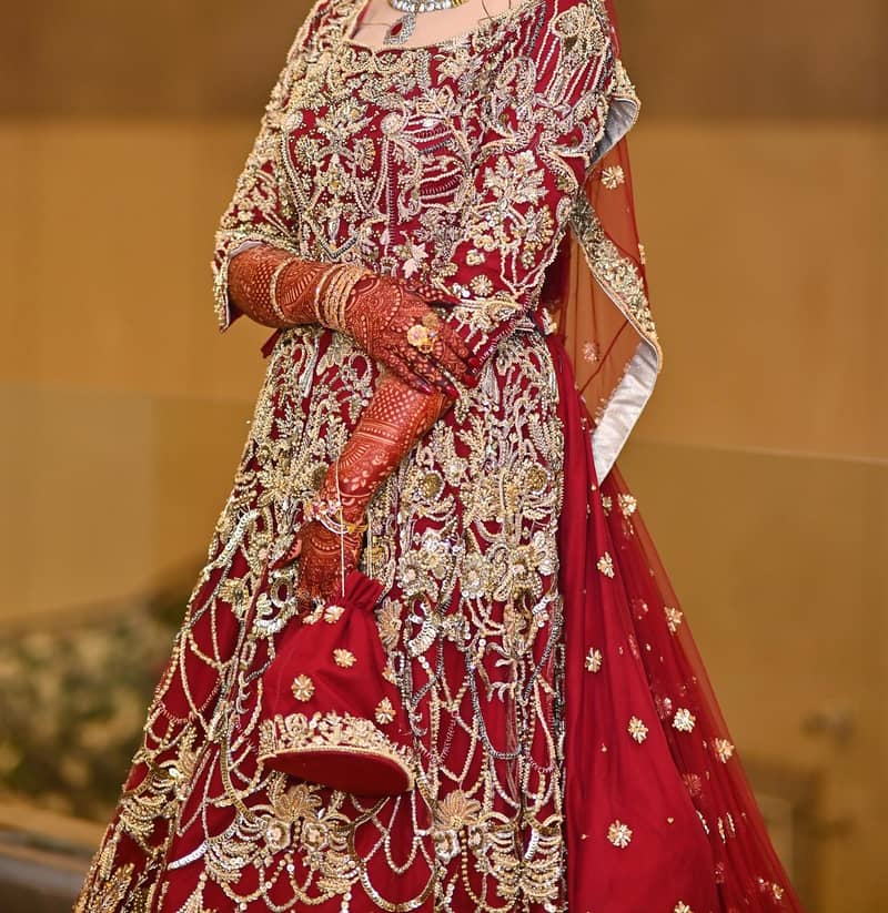 bridal dress wore just once for few hours 2