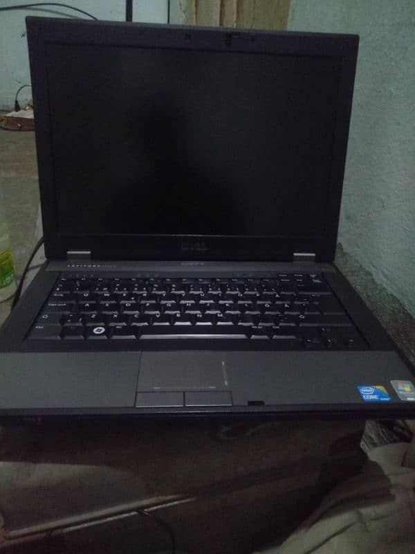 dell laptop i3 3rd genration 4/320 2