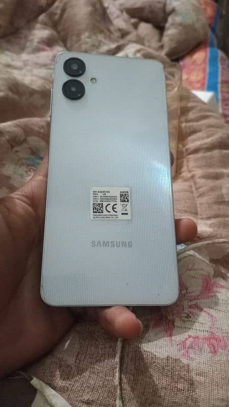 Samsung a06 (4 64) good condition 3