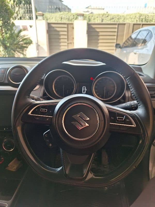 Suzuki Swift 2023 glx 8