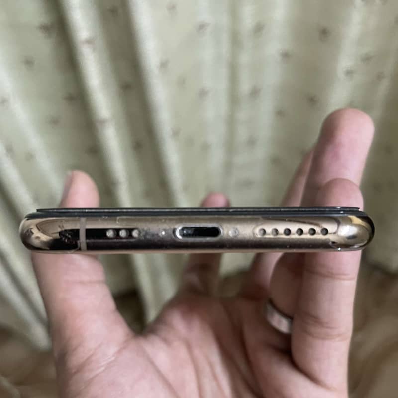 Apple iPhone XS 2