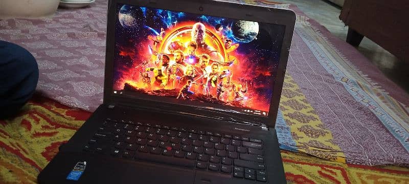 Lenovo laptop in good condition 4