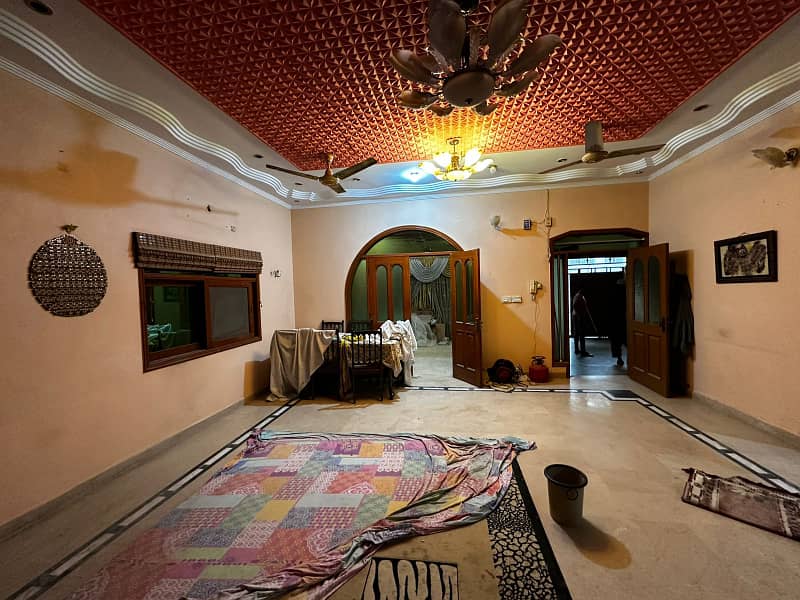 Very Well maintained 240 Sq Yard double house Gulshan e Iqbal Karachi sindh 20