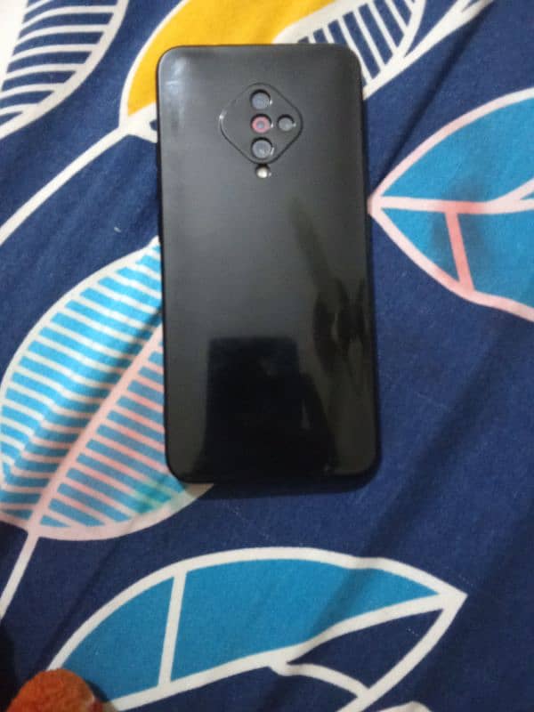 vivo s 1 pro 0