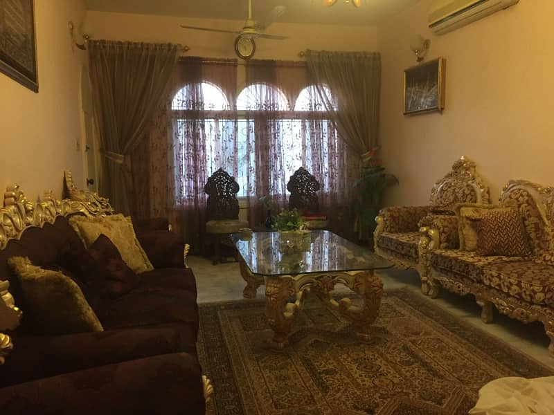 600 Sq. Yard G+1 House Sale Gulshan E Iqbal Karachi Sindh 4