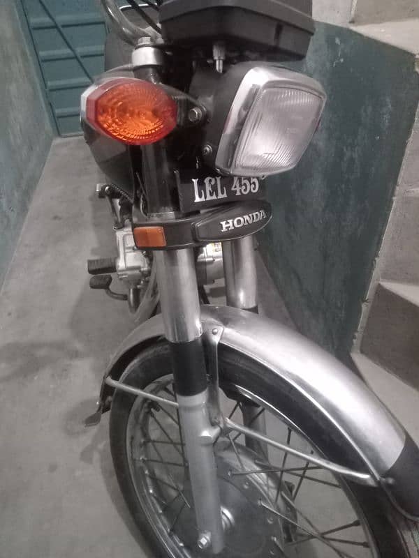 Honda CG125 2014/2015 4