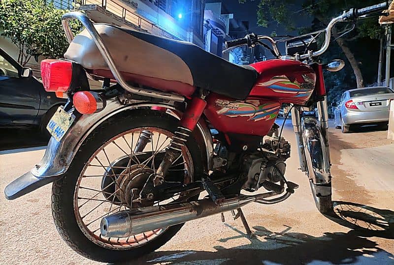 super power red colour bike model 2020 February 70cc bike 9