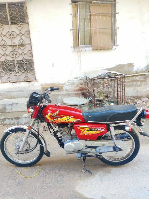 Honda 125 karachi number 0