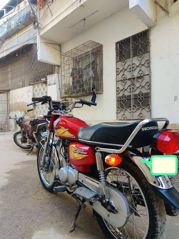 Honda 125 karachi number 3