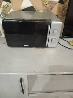 Homage microwave oven