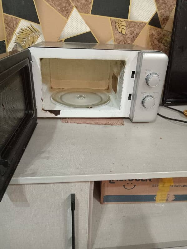 Homage microwave oven 1