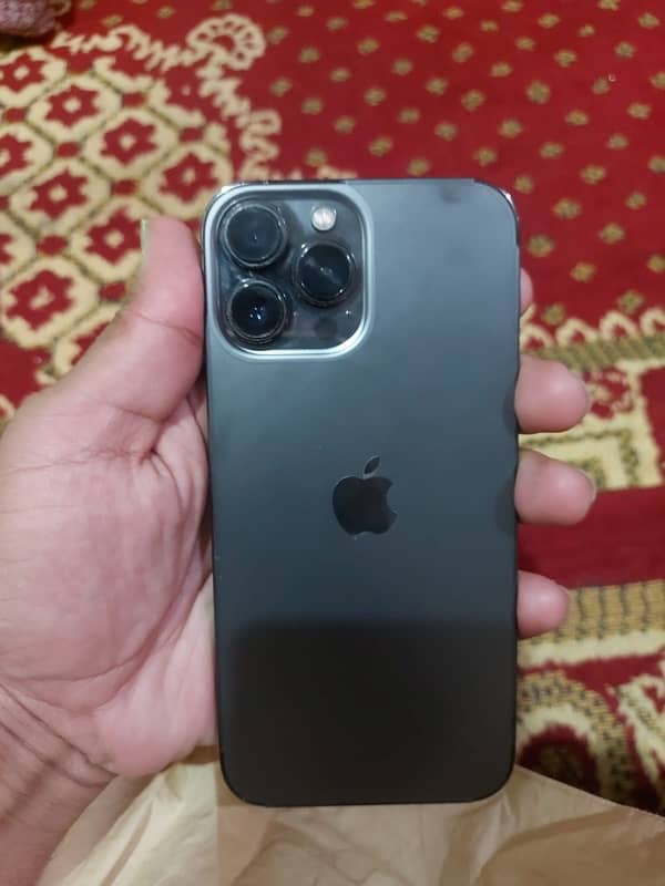 i phone 13 pro max black colour 3