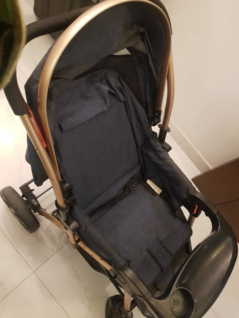 Pram Used (Good Condition) 0