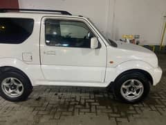 Suzuki Jimny 2011