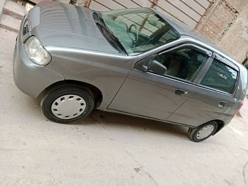 Suzuki Alto 2011 3