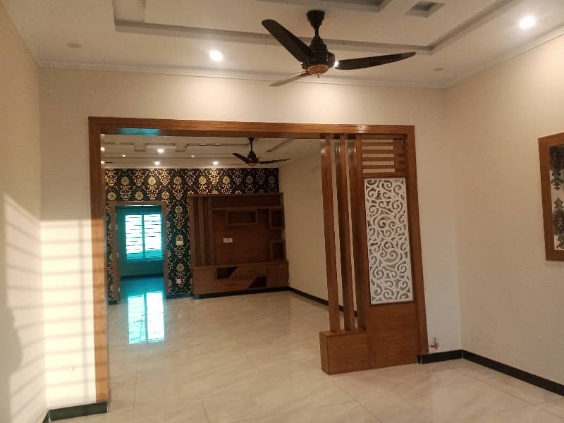 Luxurious 12 Marla Brand New House For Sale In Media Town 40