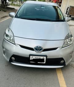 Toyota Prius 2015