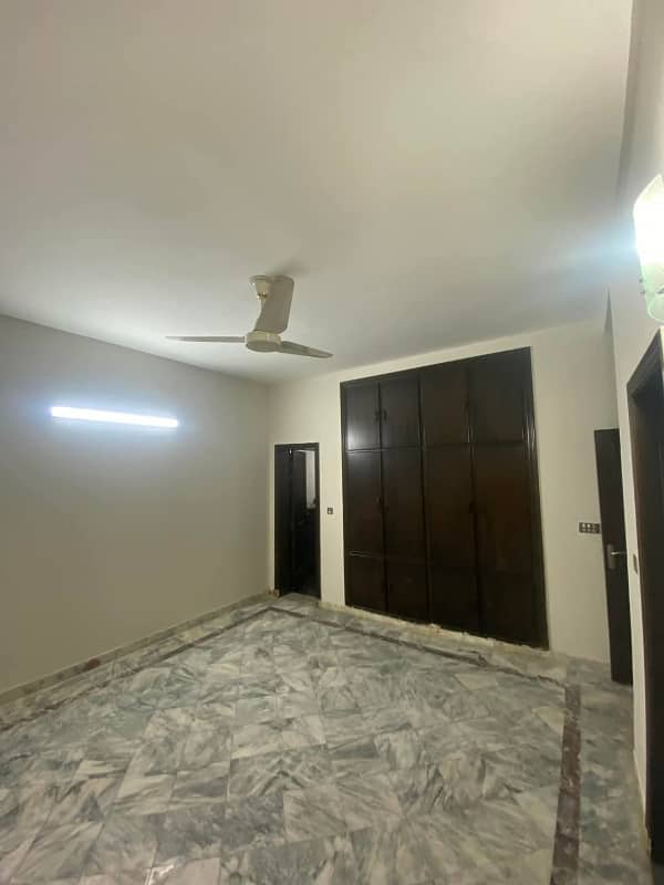 Ground portion for rent at G-11 1