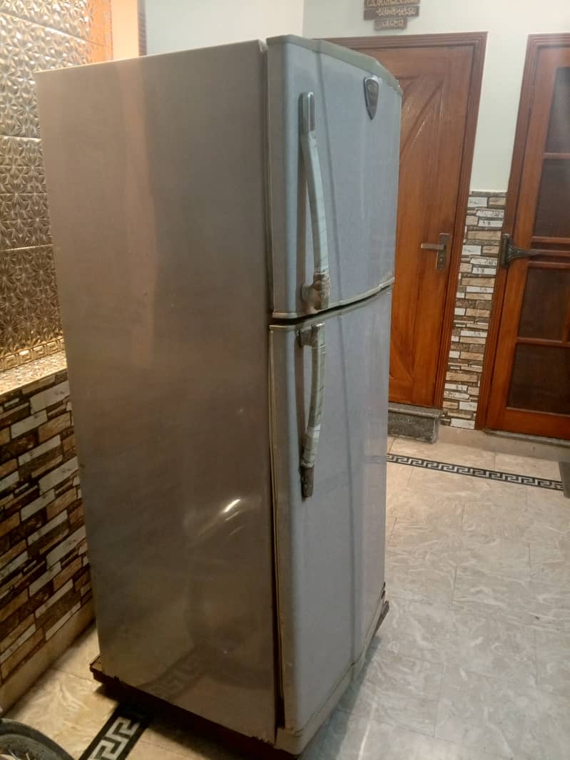 Waves refrigerator with good & working condition 5