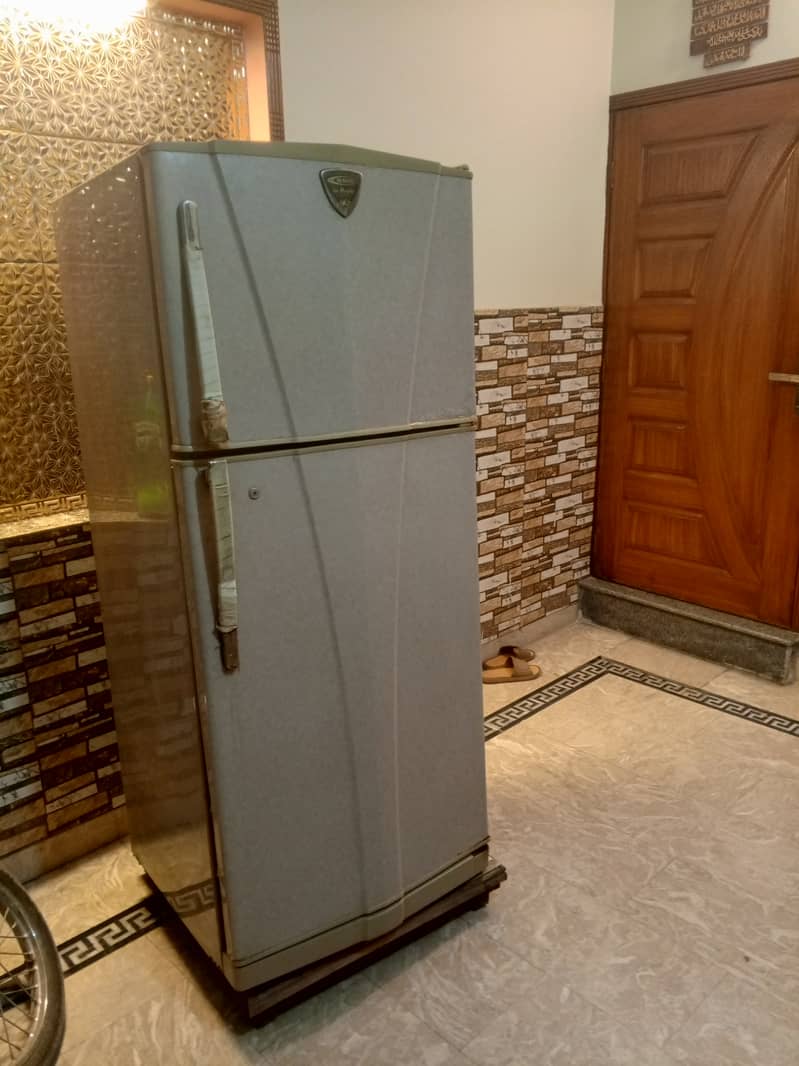 Waves refrigerator with good & working condition 6