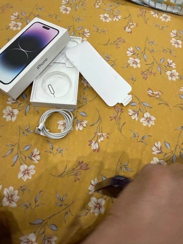 iphone 14 pro max 256gb deep purple PTA approved Esim 4