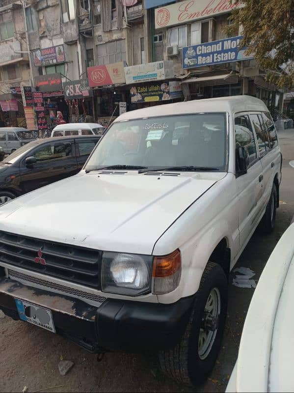 Mitsubishi Pajero 1999/2023 1