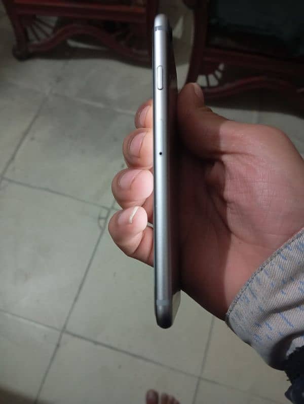 Iphone 6 non pta 32Gb urgent sale iphone 6 non pta 5