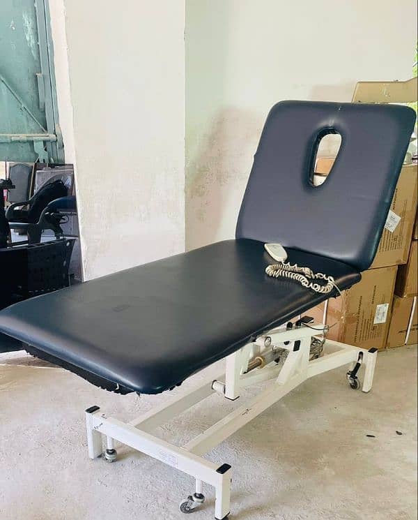 Patient Bed Examination Couch and Medical Equipment Manufacturer 6