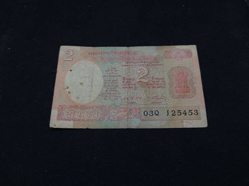 Different Currency Notes 8