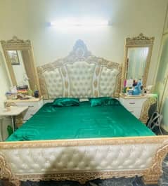 double bed/king size bed/dressing table/bed set/wooden bed/furniture