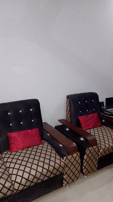 3 seater new sofa set 3